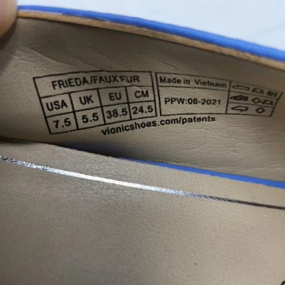 Vionic Woman's Frieda Leather Slip On Loafers blue Shoes size 7.5M - Picture 9 of 9